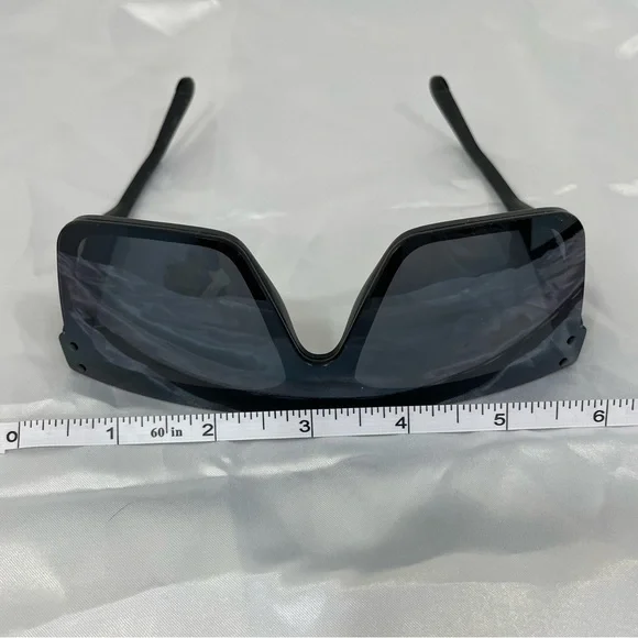 🩵6/$30 — Black Oversized Square Sunglasses - Picture 8 of 8
